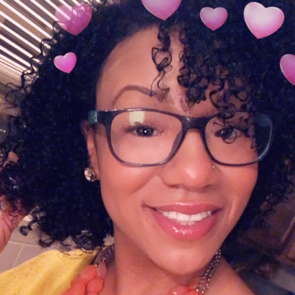 Meet your Posher, Rosemary - Picture 1 of 1